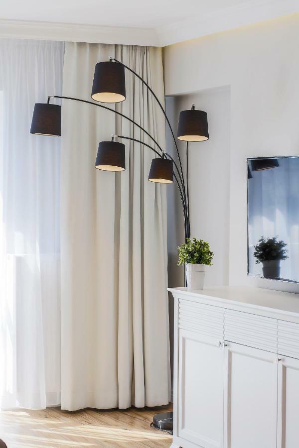 Apartament Paryski Miedzyzdroje Exteriör bild