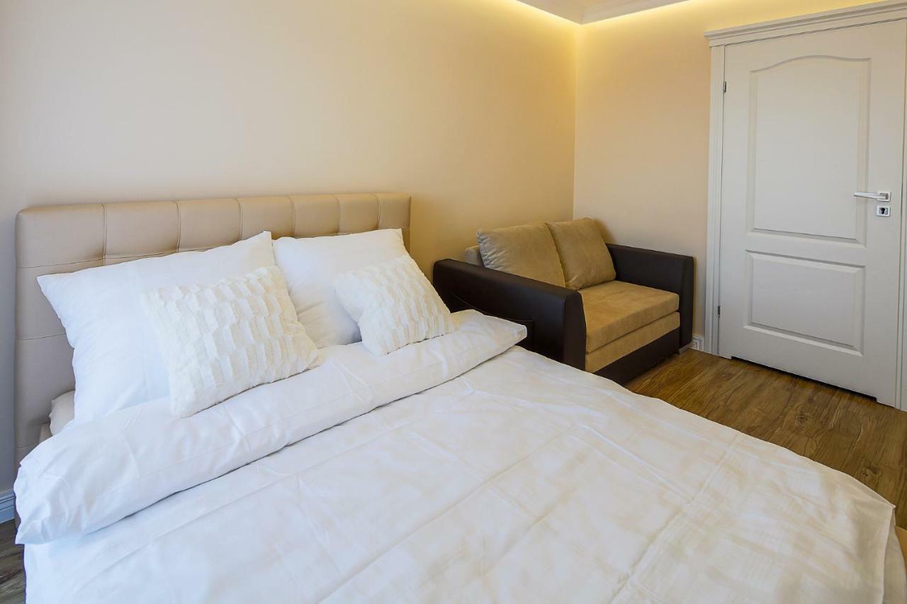 Apartament Paryski Miedzyzdroje Exteriör bild